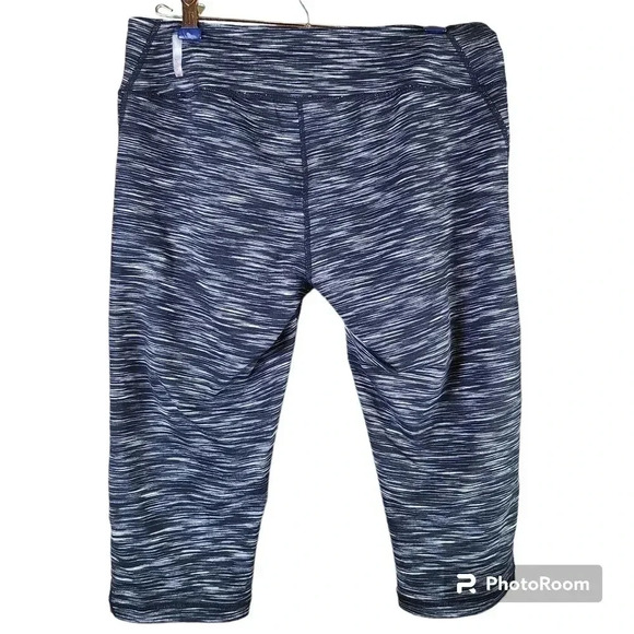 Zella Live in Eclipse Space dye capri leggings - Picture 6 of 11
